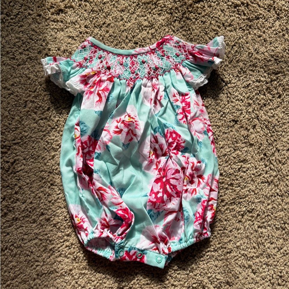 The Smocked Flamingo Bubble